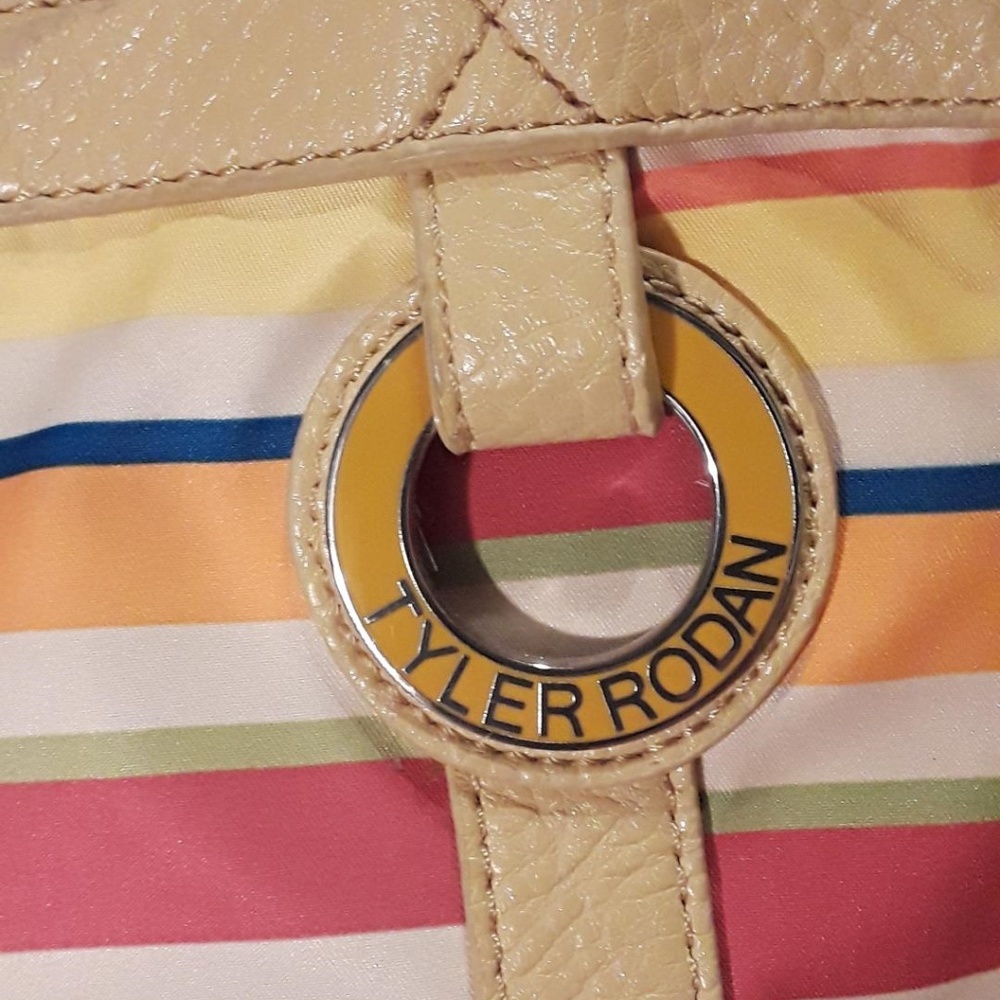 TYLER RODAN Stripped Tote - Picture 2 of 8